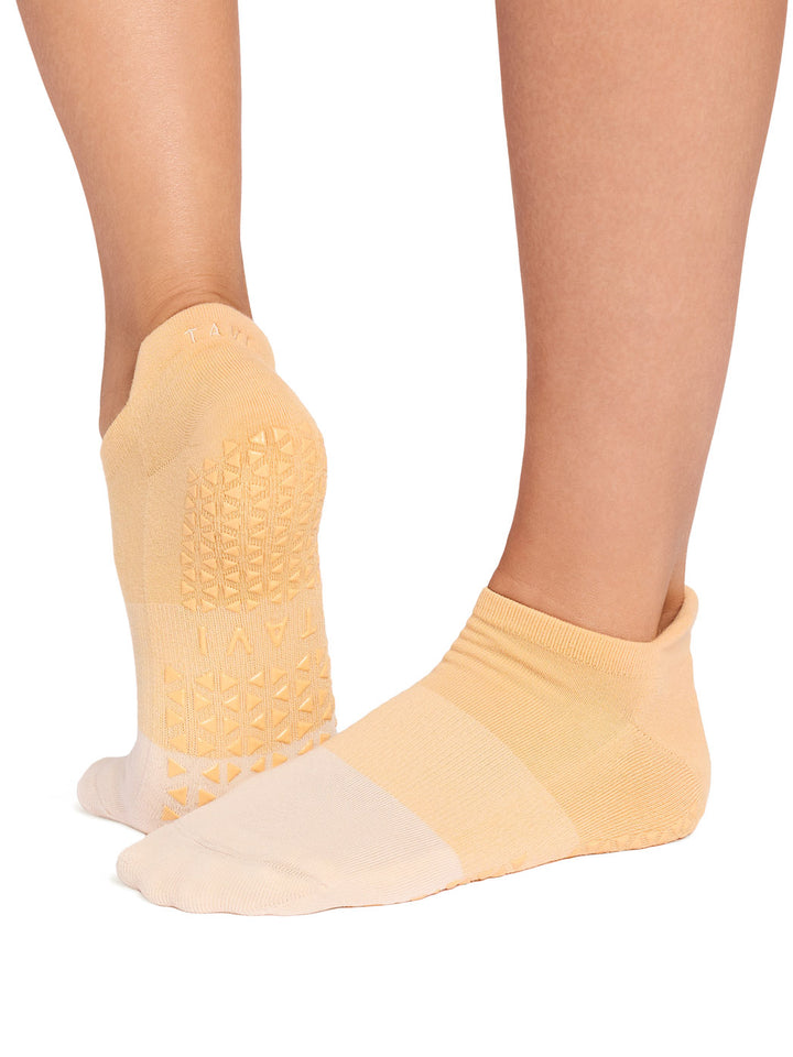Savvy Grip Socks | Socks > Grip | Tavi – Tavi Active