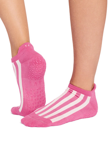 Savvy Grip Socks | Socks > Grip | Tavi – Tavi Active
