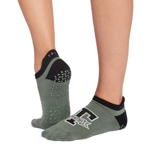 Savvy Grip Socks | Socks > Grip | Tavi – Tavi Active