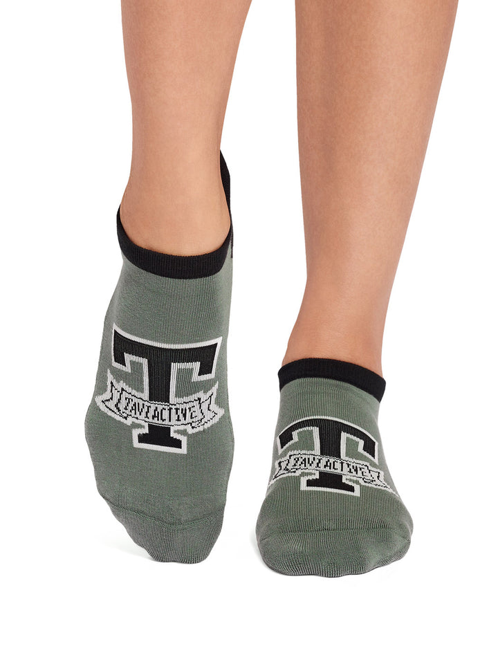 Savvy Grip Socks | Socks > Grip | Tavi – Tavi Active