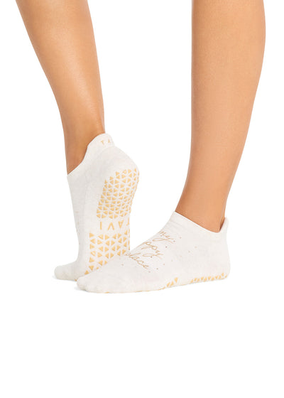 Savvy Grip Socks | Socks > Grip | Tavi – Tavi Active