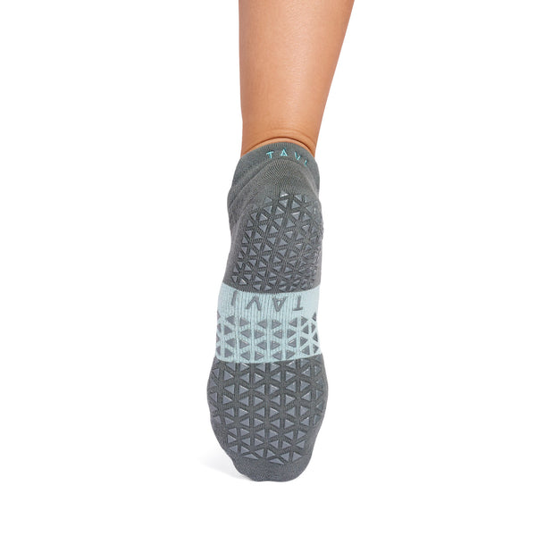 Savvy Grip Socks | Socks > Grip | Tavi – Tavi Active