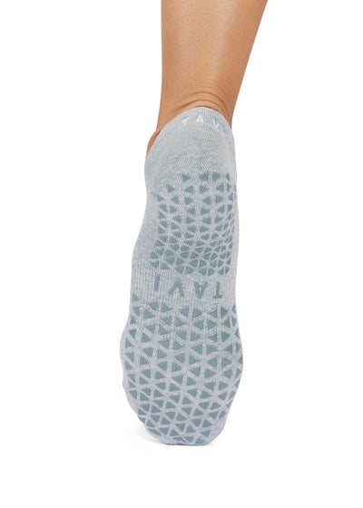 Savvy Grip Socks | Socks > Grip | Tavi – Tavi Active