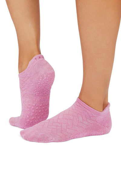 Savvy Grip Socks | Socks > Grip | Tavi – Tavi Active