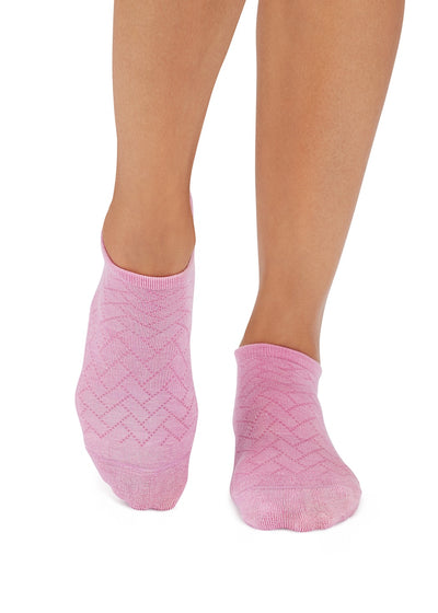Savvy Grip Socks | Socks > Grip | Tavi – Tavi Active