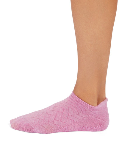 Savvy Grip Socks | Socks > Grip | Tavi – Tavi Active