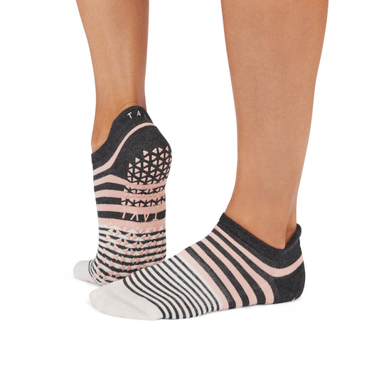 Savvy Grip Socks | Socks > Grip | Tavi – Tavi Active