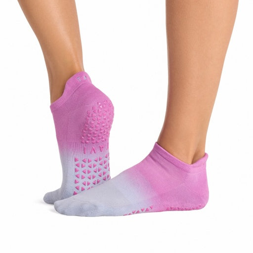 Savvy Grip Socks | Socks > Grip | Tavi – Tavi Active