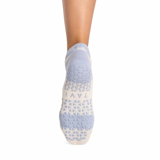 Savvy Grip Socks | Socks > Grip | Tavi – Tavi Active