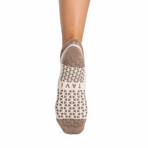 Savvy Grip Socks | Grip Socks | Tavi – Tavi Active