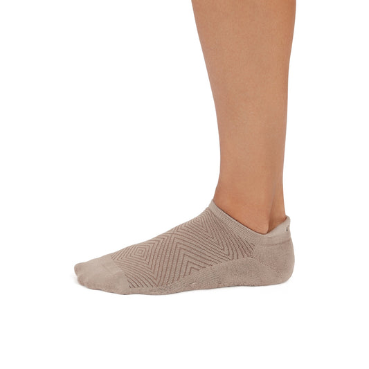 Savvy Grip Socks | Socks > Grip | Tavi – Tavi Active
