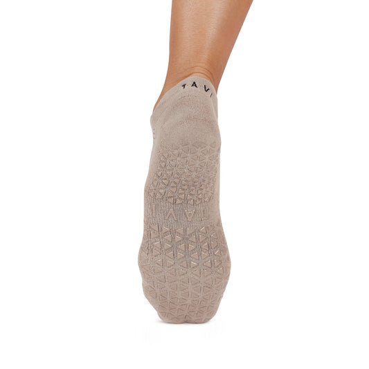 Savvy Grip Socks | Socks > Grip | Tavi – Tavi Active