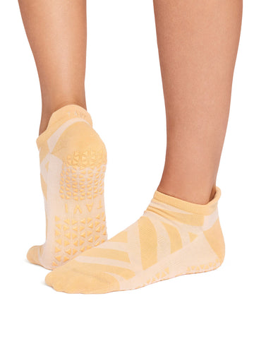 Savvy Grip Socks | Socks > Grip | Tavi – Tavi Active