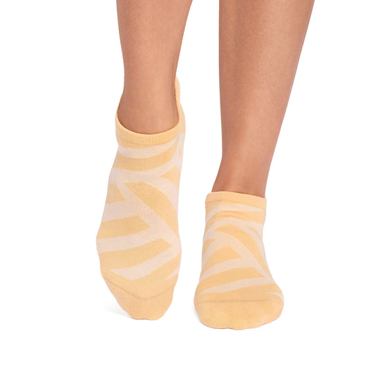 Savvy Grip Socks | Socks > Grip | Tavi – Tavi Active