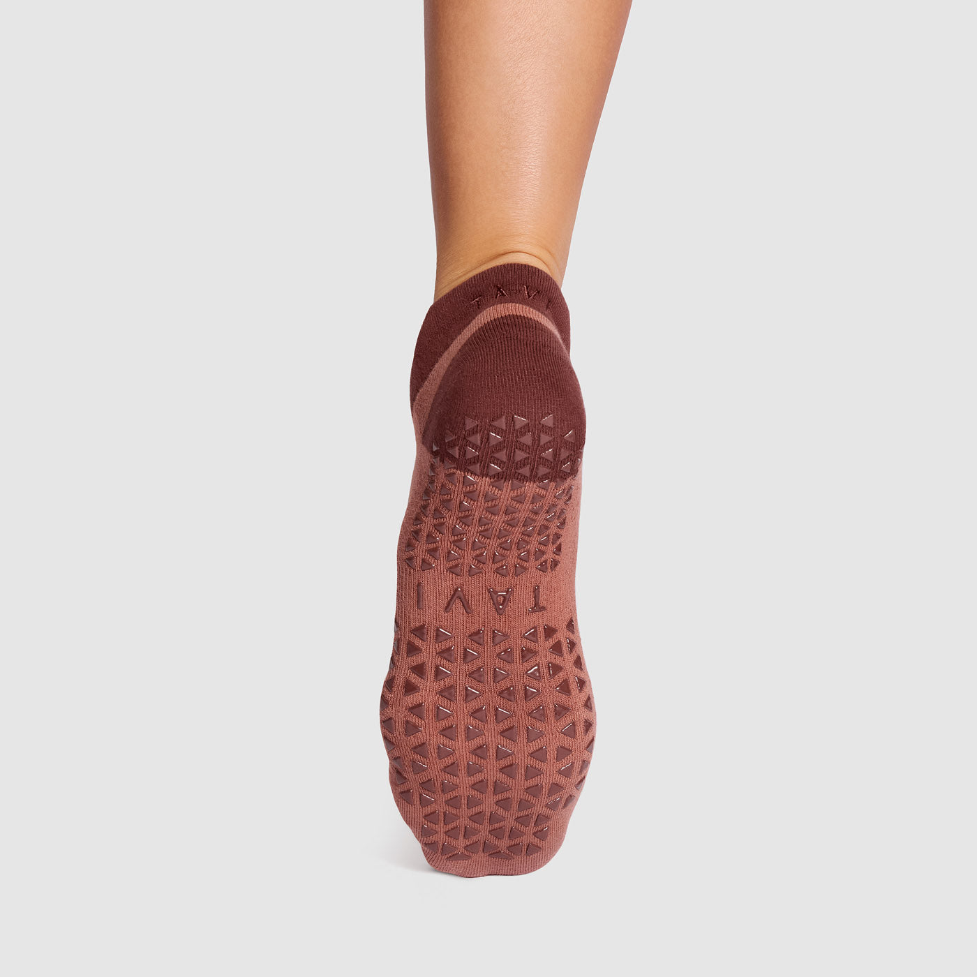 Savvy Grip Socks | Socks > Grip | Tavi – Tavi Active