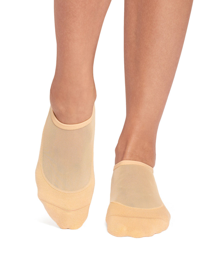 Maddie Grip Socks | Socks > Grip | Tavi – Tavi Active