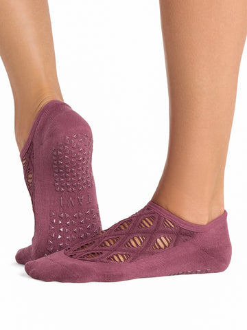 Maddie Grip Socks | Socks > Grip | Tavi – Tavi Active