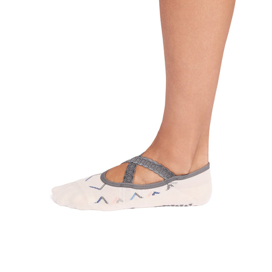 Chloe Grip Socks | Socks > Grip | Tavi – Tavi Active