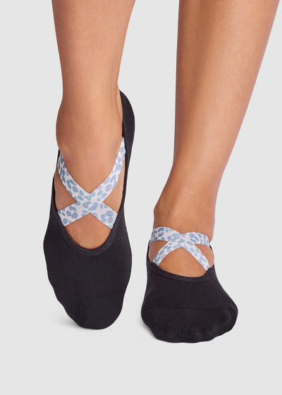 Chloe Grip Socks | Socks > Grip | Tavi – Tavi Active