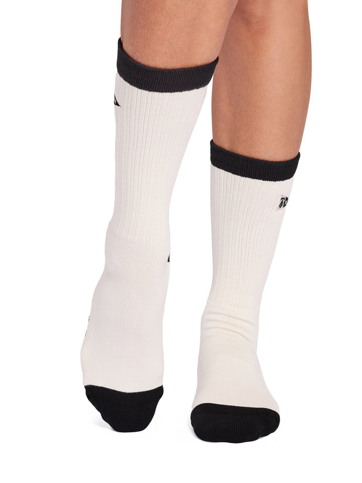 Kai Grip Socks | Socks > Grip | Tavi – Tavi Active