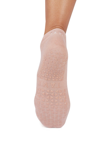 Savvy Breeze Grip Socks | Socks > Grip | Tavi – Tavi Active