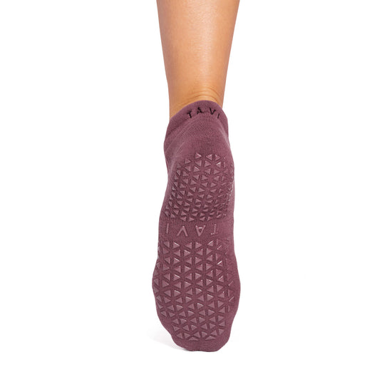 Savvy Breeze Grip Socks | Socks > Grip | Tavi – Tavi Active