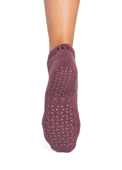 Savvy Breeze Grip Socks | Socks > Grip | Tavi – Tavi Active