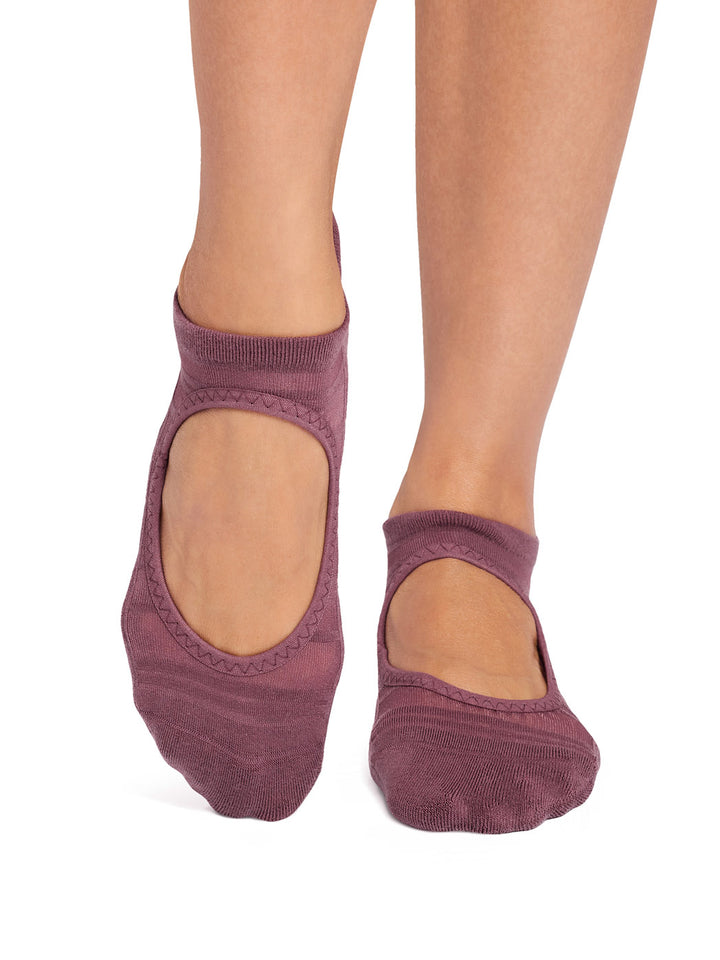 Emma Breeze Grip Socks | Socks > Grip | Tavi – Tavi Active