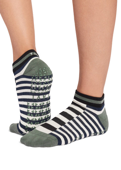 Cora Grip Socks | Socks > Grip | Tavi – Tavi Active