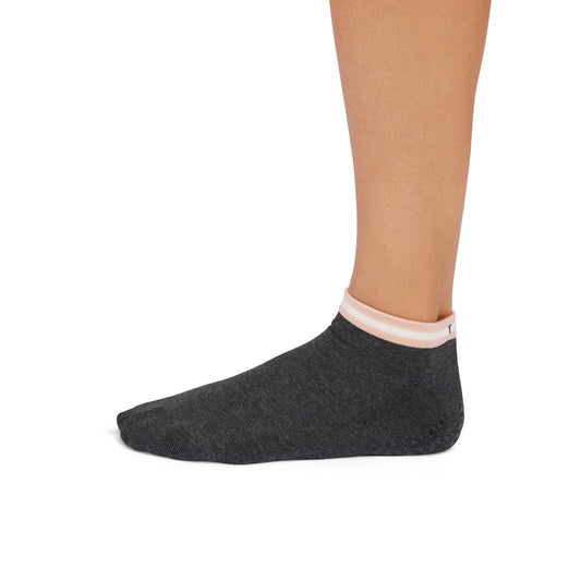 Cora Grip Socks | Socks > Grip | Tavi – Tavi Active