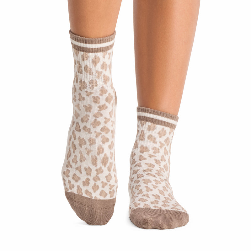Aria Grip Socks | Socks > Grip | Tavi – Tavi Active