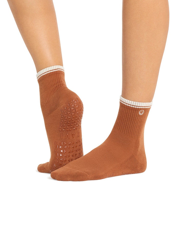 Aria Grip Socks | Socks > Grip | Tavi – Tavi Active