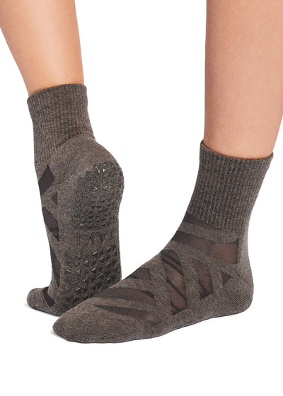 Aria Grip Socks | Socks > Grip | Tavi – Tavi Active
