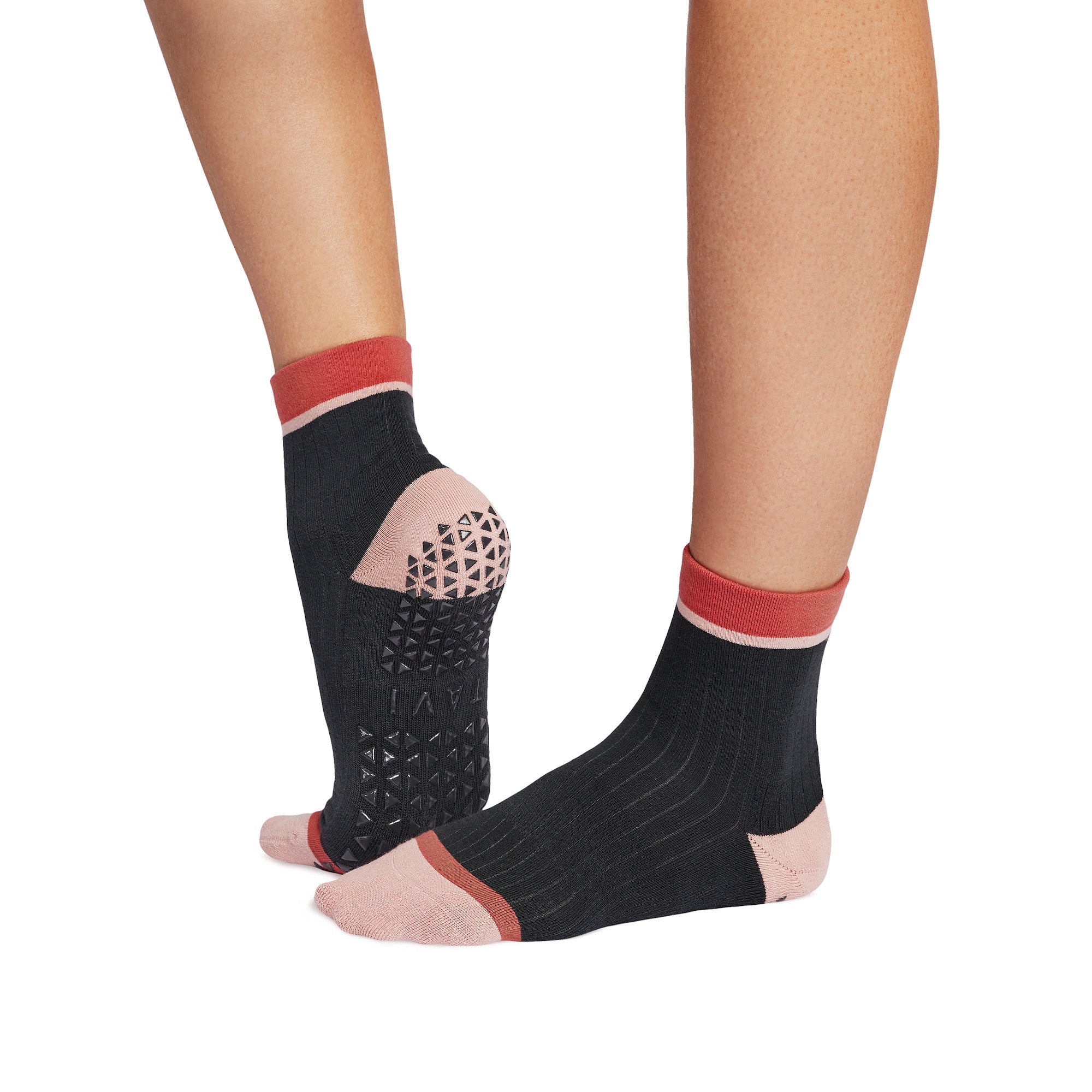 Aria Grip Socks | Socks > Grip | Tavi – Tavi Active