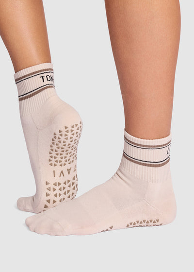 Aria Grip Socks | Socks > Grip | Tavi – Tavi Active