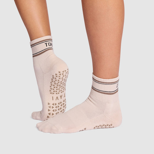 Aria Grip Socks | Socks > Grip | Tavi – Tavi Active