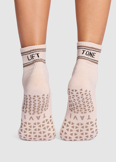Aria Grip Socks | Socks > Grip | Tavi – Tavi Active