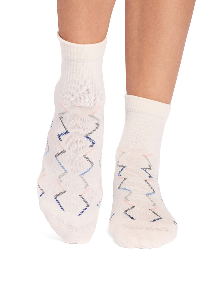 Aria Grip Socks | Socks > Grip | Tavi – Tavi Active