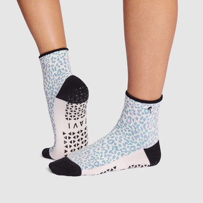 Aria Grip Socks | Socks > Grip | Tavi – Tavi Active