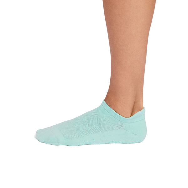 Savvy Tec Grip Socks | Socks > Grip | Tavi – Tavi Active