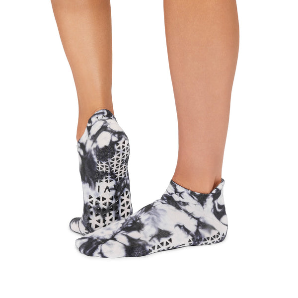 Savvy Grip Socks | Socks > Grip | Tavi – Tavi Active