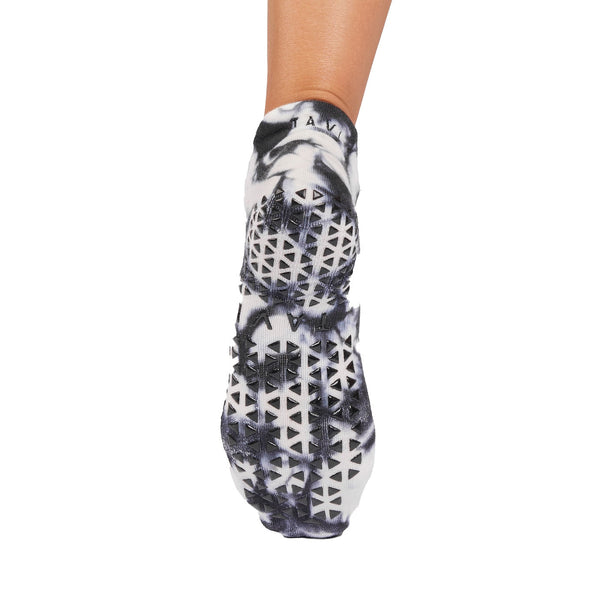 Savvy Grip Socks | Socks > Grip | Tavi – Tavi Active