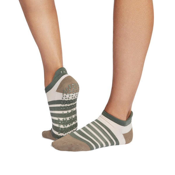 Savvy Grip Socks | Socks > Grip | Tavi – Tavi Active
