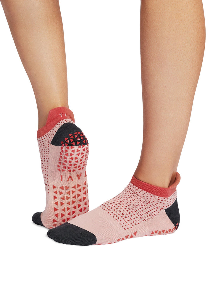 Savvy Grip Socks | Socks > Grip | Tavi – Tavi Active