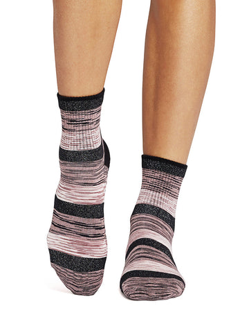 Aria Grip Socks | Socks > Grip | Tavi – Tavi Active