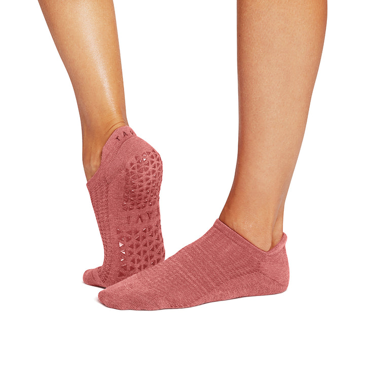 Savvy Breeze Grip Socks | Socks > Grip | Tavi – ToeSox | Tavi | Vooray