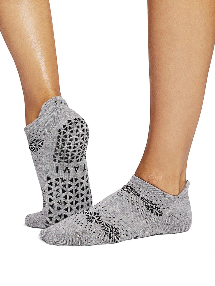 Savvy Grip Socks | Socks > Grip | Tavi – Tavi Active
