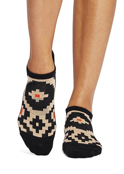 Savvy Grip Socks | Socks > Grip | Tavi – Tavi Active