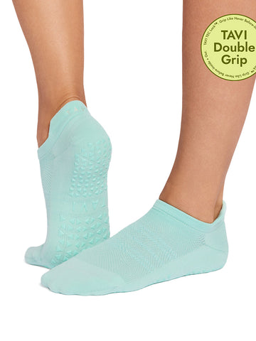 Savvy Tec Grip Socks | Socks > Grip | Tavi – Tavi Active