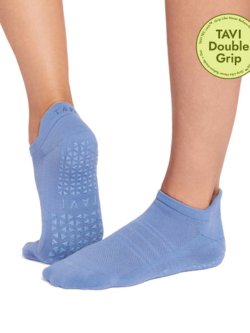 Savvy Tec Grip Socks | Socks > Grip | Tavi – Tavi Active